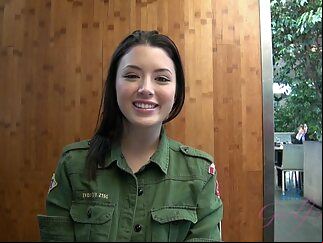 korean amateur ATKGirlfriends video: Virtual Date with Korean and Russian beauty Daisy Summers hd